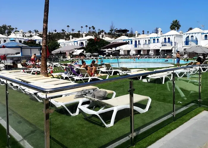 C I 別荘 マスパロマス